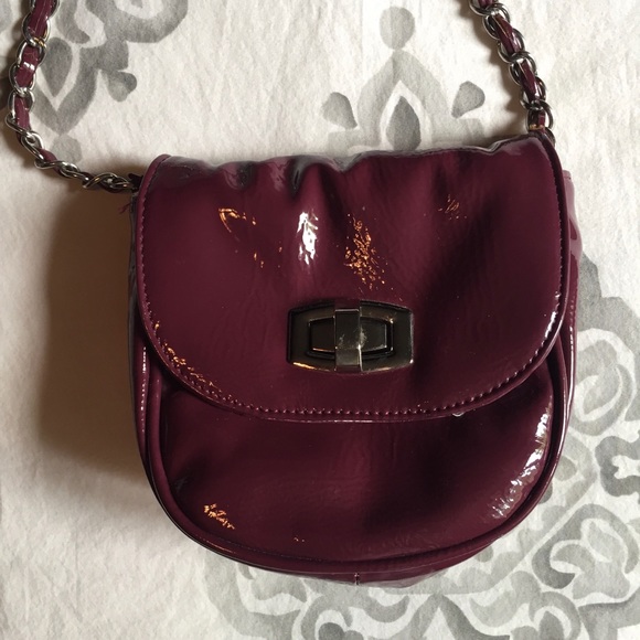 Steve Madden Patent Burgundy Crossbody Bag - Picture 2 of 16